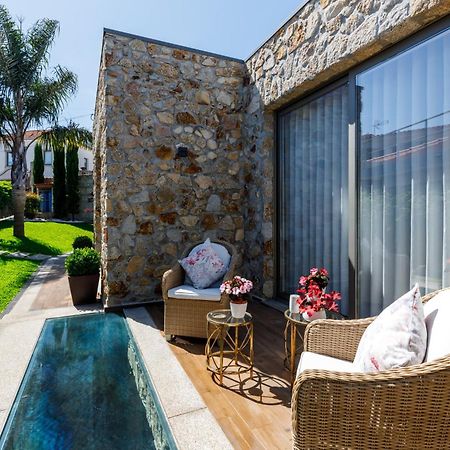 Deluxe Villa Home, Peace & Spa ヴィラ・ド・コンデ エクステリア 写真