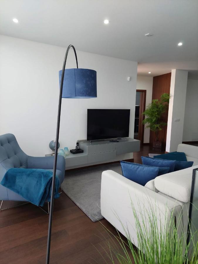 Deluxe Villa Home, Peace & Spa ヴィラ・ド・コンデ エクステリア 写真