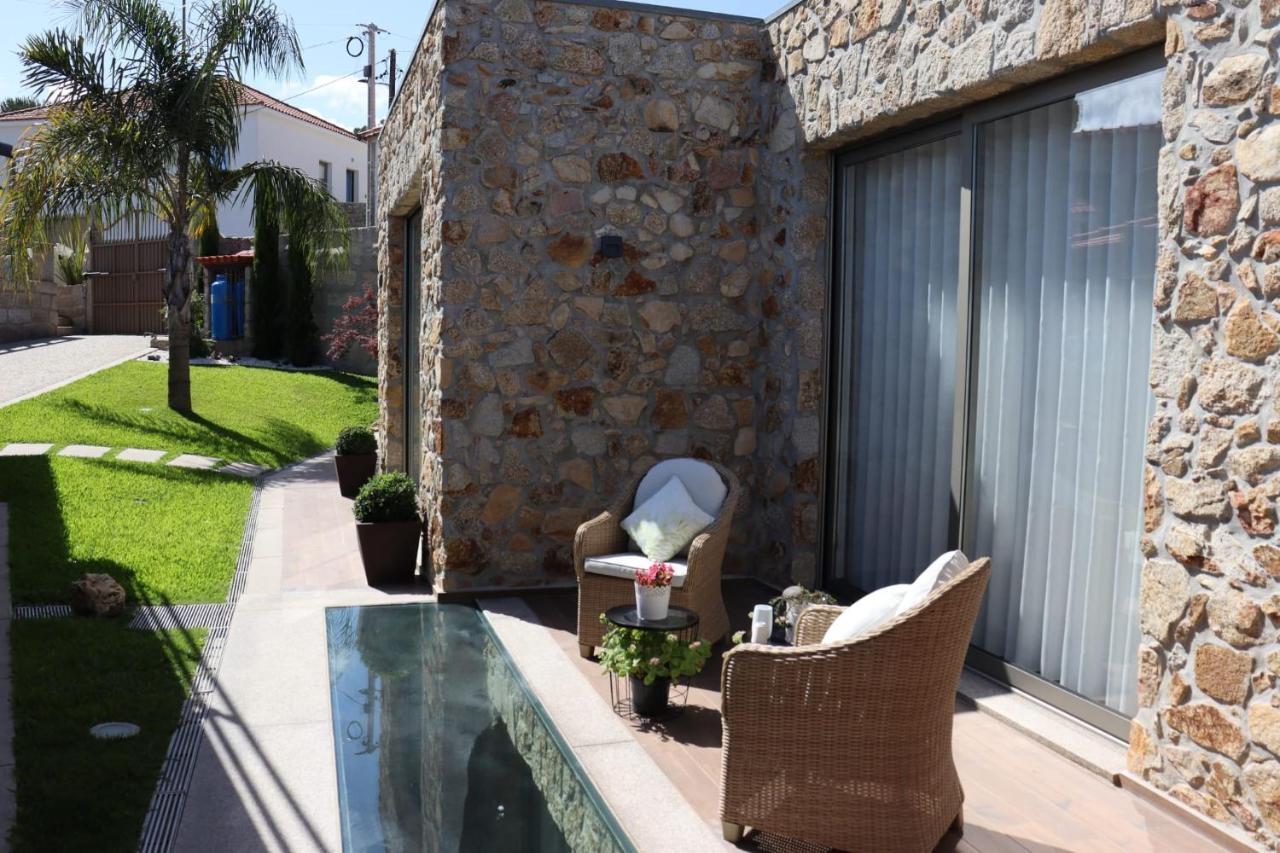 Deluxe Villa Home, Peace & Spa ヴィラ・ド・コンデ エクステリア 写真