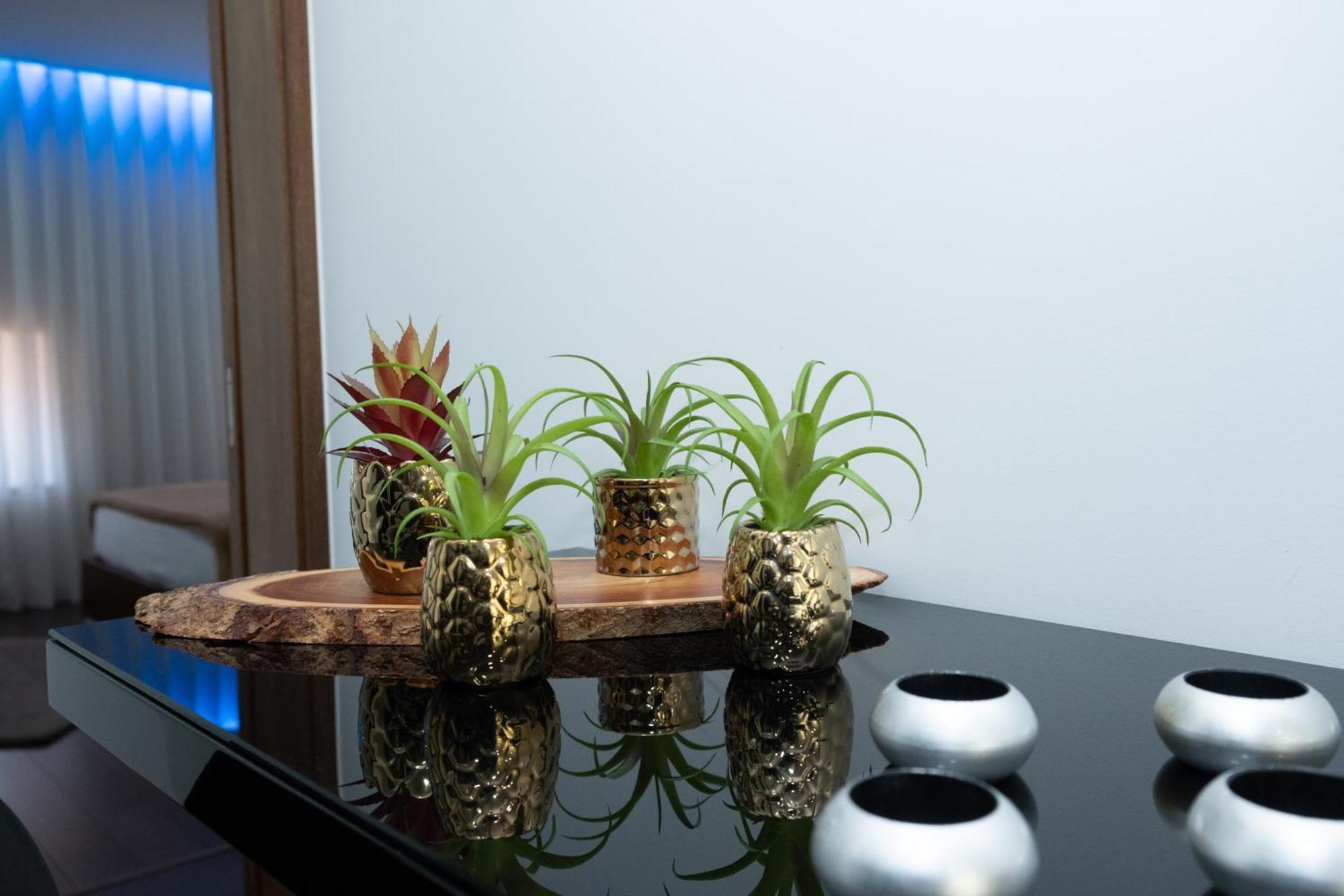 Deluxe Villa Home, Peace & Spa ヴィラ・ド・コンデ エクステリア 写真