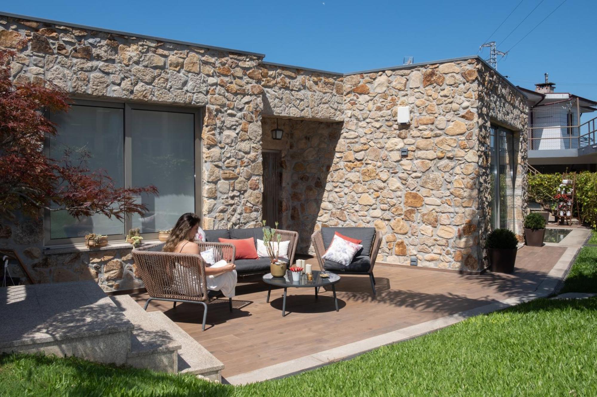 Deluxe Villa Home, Peace & Spa ヴィラ・ド・コンデ エクステリア 写真